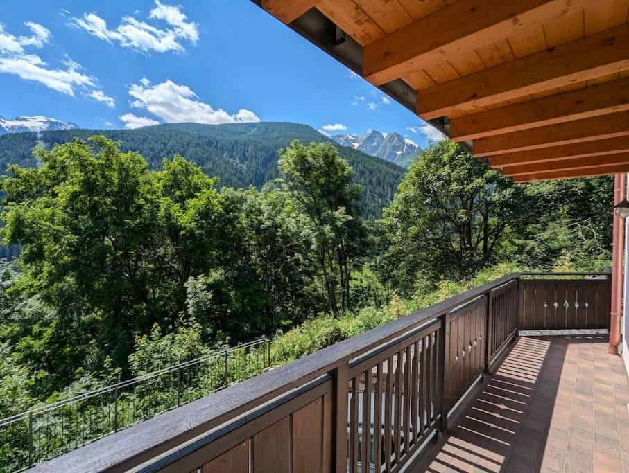 Residence Gardenia Con Terrazza 40Mq Privata & Garage Privato Vione 外观 照片